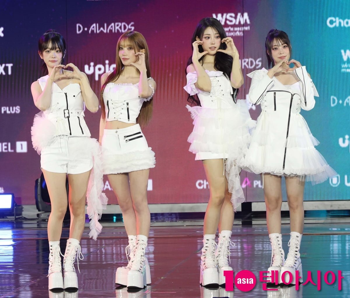 QWER, 섹시한 천사들[TEN포토]