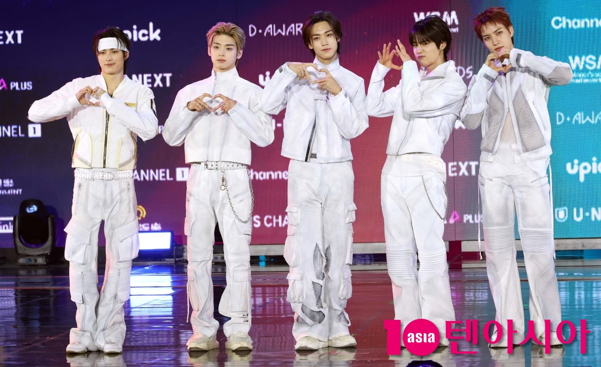 82메이저, 힙한 인사[TEN포토]