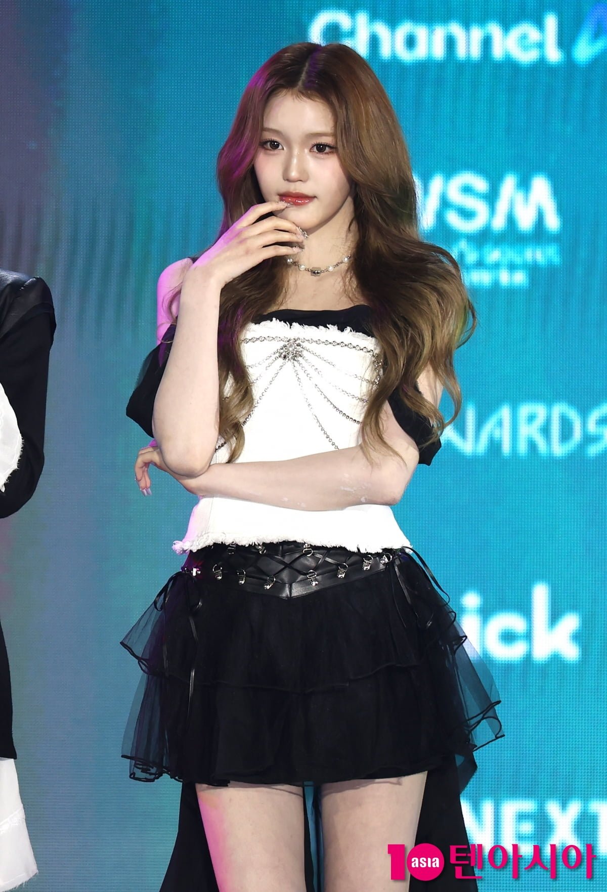 이즈나 정세비, 순정만화 여주인공처럼[TEN포토]