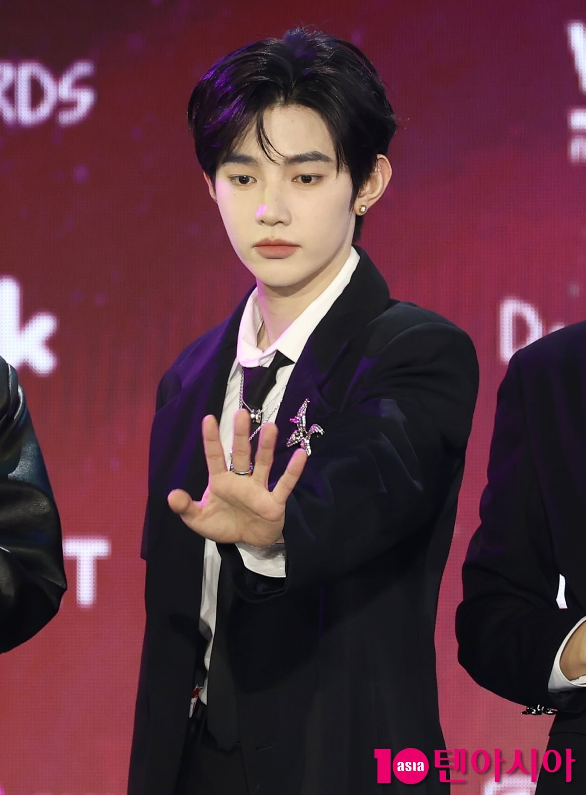 장하오, 귀공자의 인사[TEN포토]