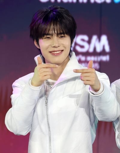 82메이저 황성빈, 수줍은 미소[TEN포토]