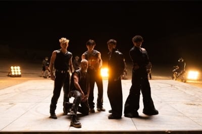 '방시혁이 전략 짠' 산토스 브라보스, '가와사키' 뮤비 공개…액셀 퍼포먼스 눈길