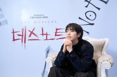 산들 "관객이 무섭다"…그래도 멈추지 않는 이유 [TEN인터뷰]