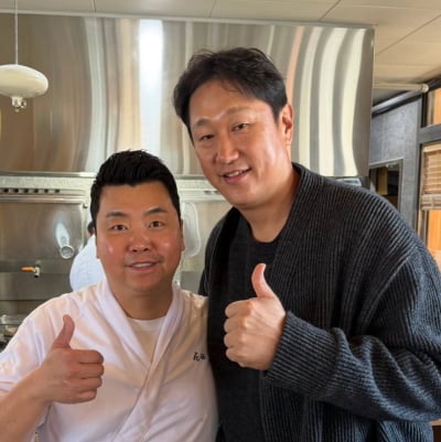 '누적 연봉 429억' 이대호, 위고비 맞더니…20kg 감량 후 날렵한 V라인