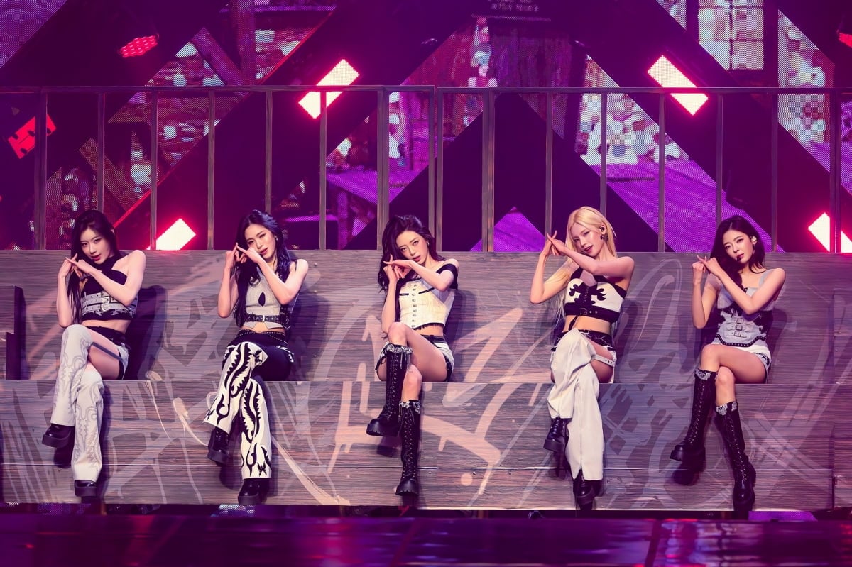 있지/ 사진 제공=JYP