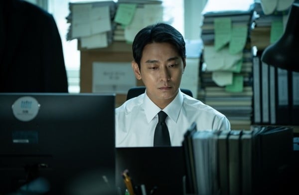 주지훈, 기자회견 열었다…쏟아지는 질문에도 묵묵부답, '뒤돌아보지 않고 나가' ('클라이맥스')