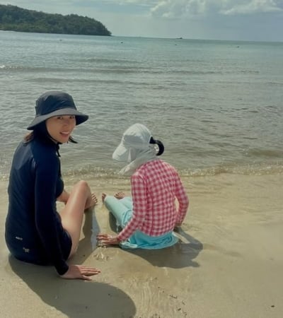 이동건 딸, 장신 DNA 따 놓은 당상…조윤희 뒷태서 느껴지는 남다른 아우라