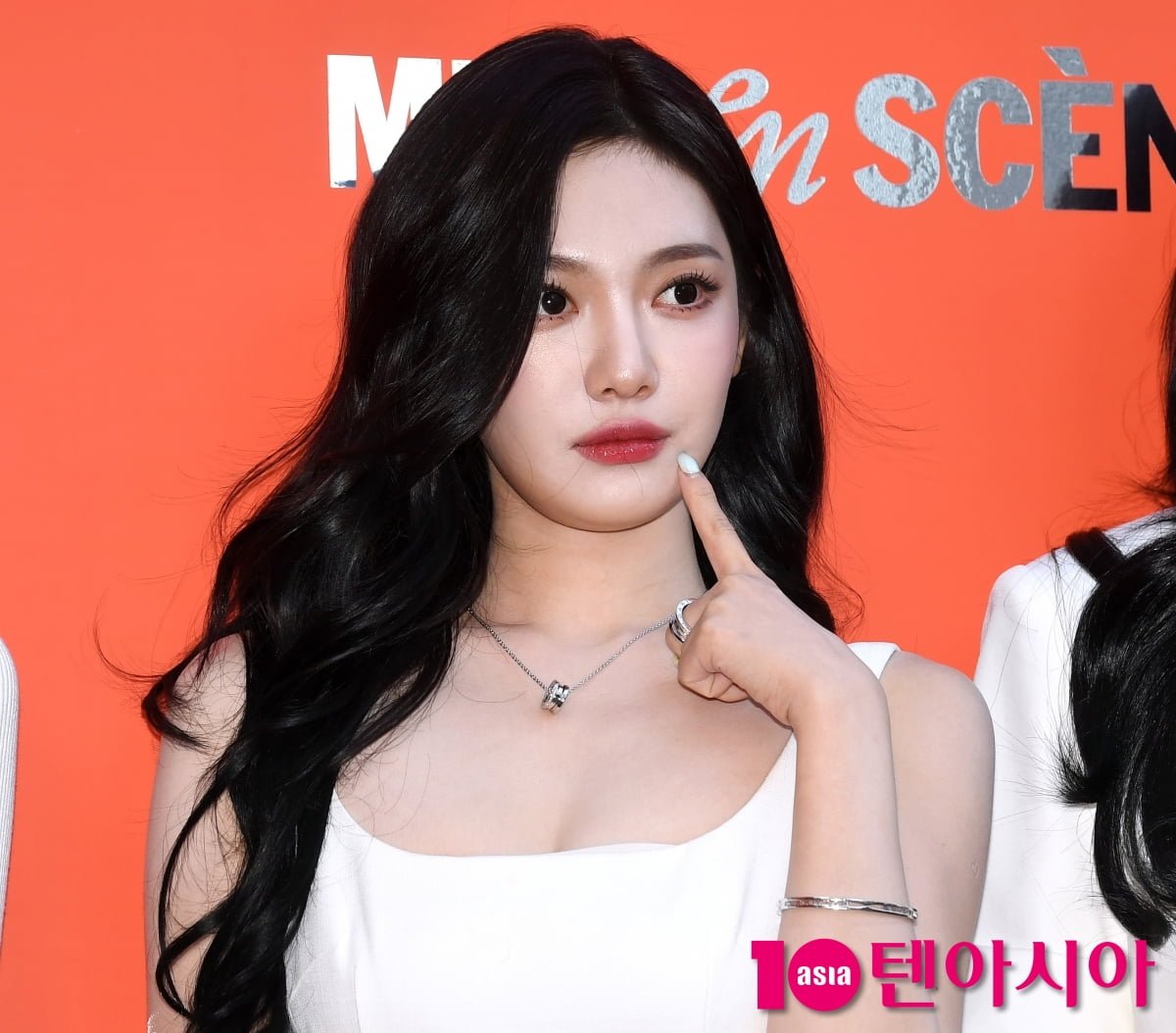 에스파 닝닝, 점점 더 이뻐지네...섹시한 레드립[TEN포토+]