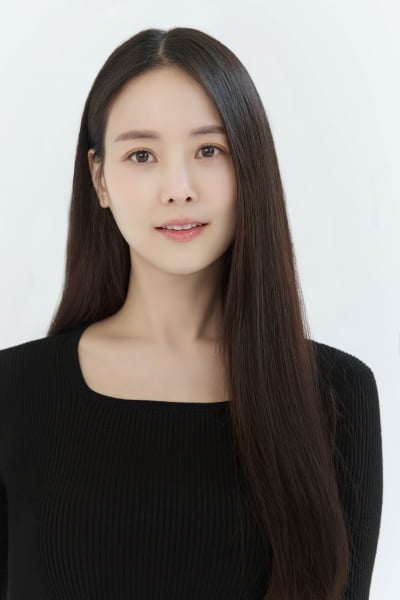 [공식] 유연석, 드디어 친누나 정체 밝혀졌다…여신급 미모의 주인공은 1살 연상 손여은 ('신이랑')