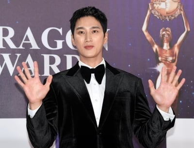 '37세' 안보현, 결혼 심정 고백했다…"설렘 유지하고 싶어, 지금 하면 복잡해질 것 같아" ('스프링')[인터뷰]