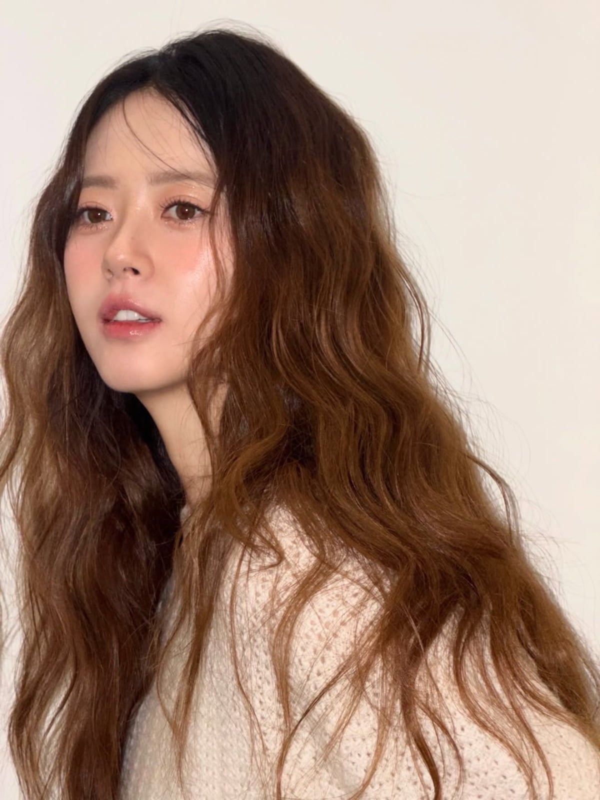 사진 = 고아라 인스타그램