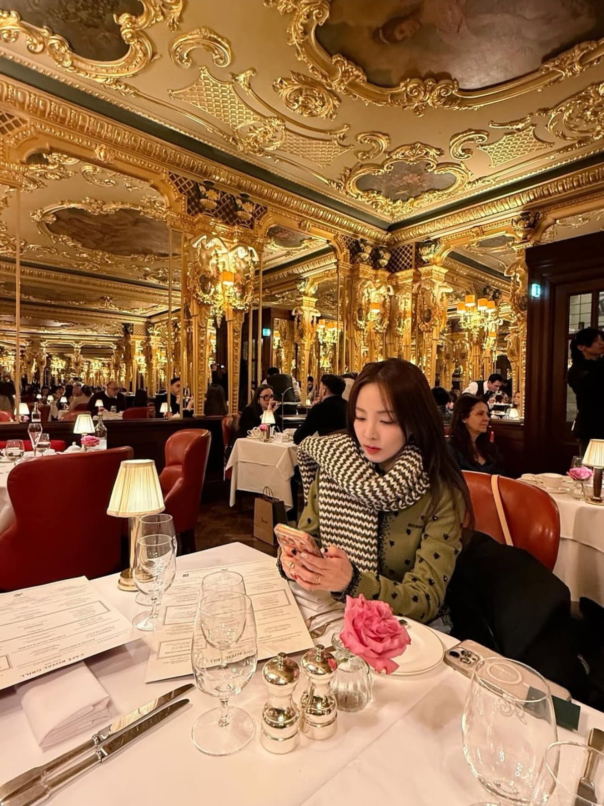 사진 =  산다라박 인스타그램