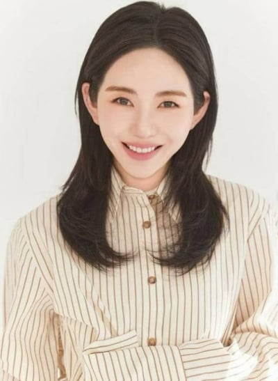 '소송 준비' 권민아, 화상 부위 가렸다가 '빛삭'→흉터 재공개+'출소' 언급