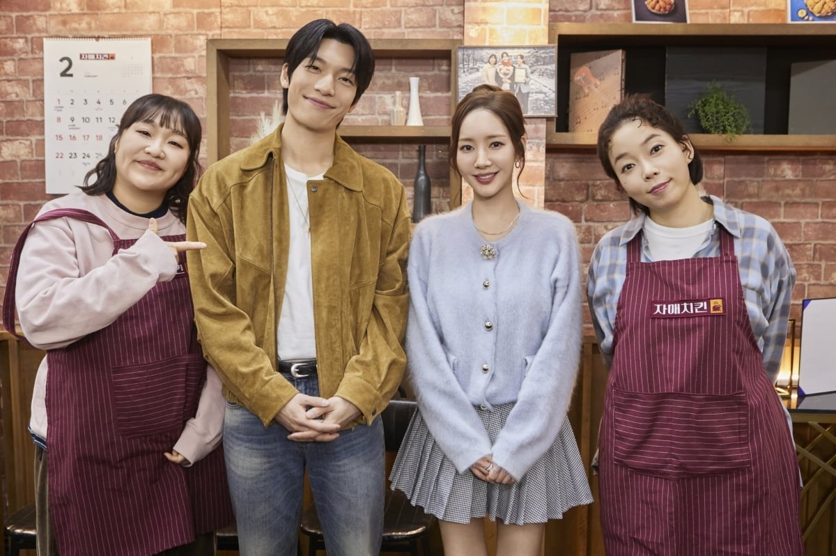 '뼈말라' 박민영, 결국 살 찌웠다…한층 오른 얼굴, "들이댄다고 남자 안 와" ('자매치킨')[종합]