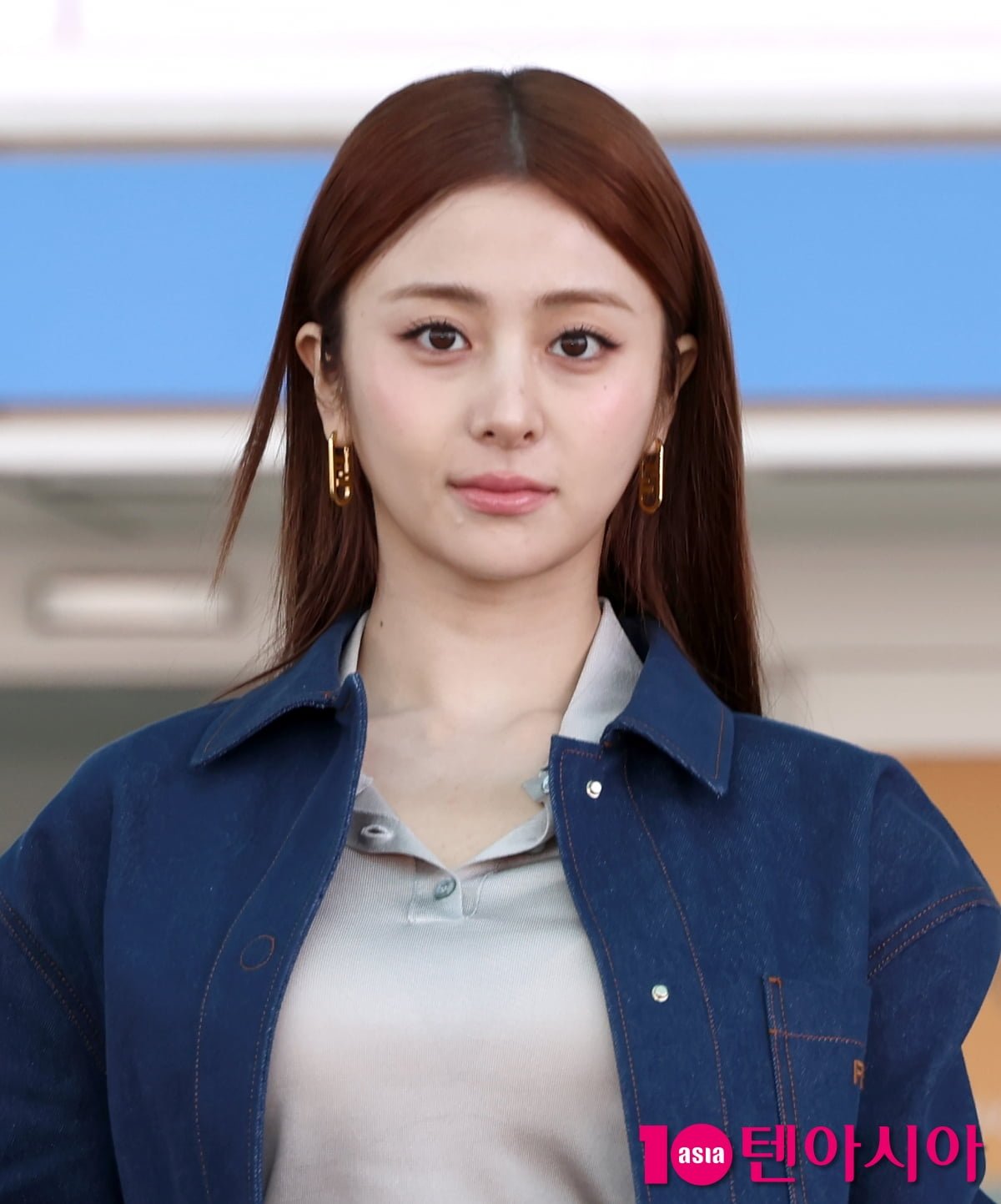 르세라핌 허윤진, 편안함과 스타일 모두 챙긴 공항패션 [TEN포토+]