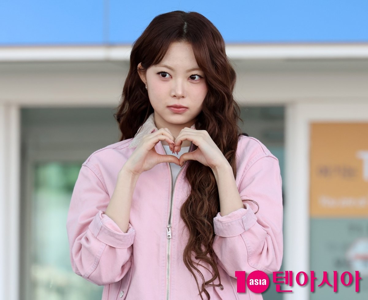 르세라핌 홍은채, 핑크빛 하트 뿜뿜...청순 러블리[TEN포토+]