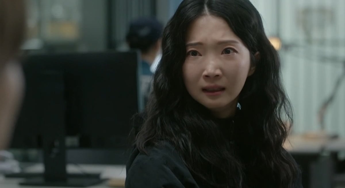 이성경, 락스 테러 당했다…알고보니 전 동료가 범인, "옛날부터 거슬려" ('찬너계')