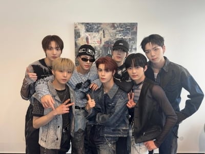 엑소 레이 손잡았다는 2년 차 신인 아이돌, 예상치 못한 독일 반응…"정말 행복한 시간 보내"