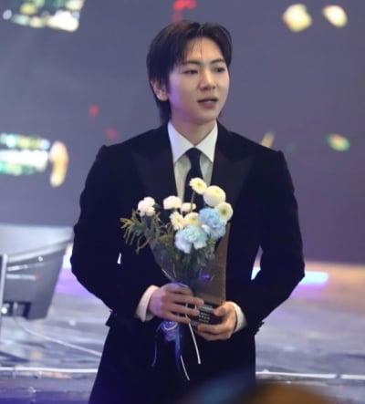 "존경하는 6.25 참전 용사"…조부상 이주승, 눈물 대신 '엄지 손가락' 치켜세웠다