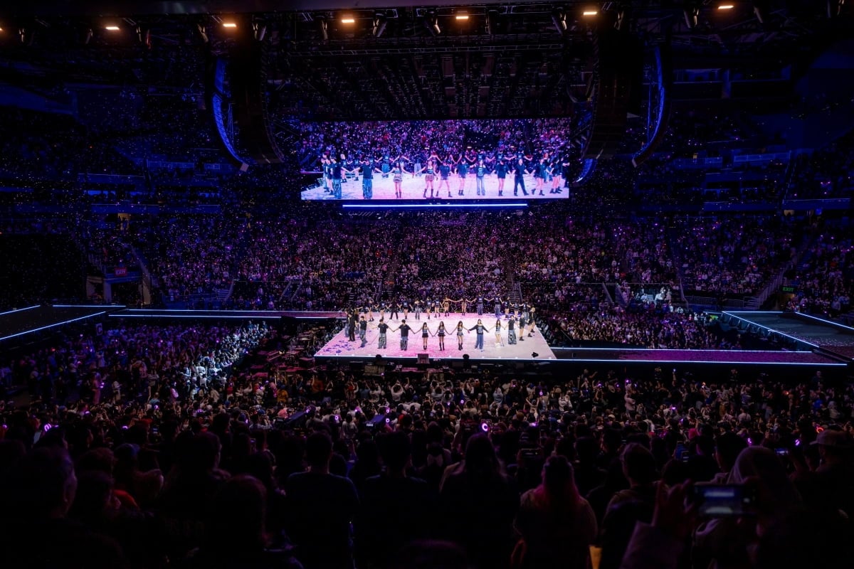 사진=JYP엔터테인먼트, DAVID CONGER, HANBIN LEE