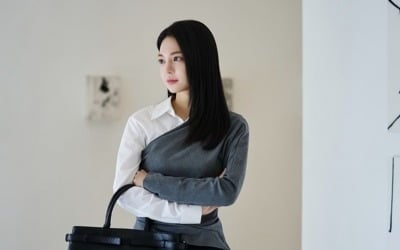 '안재욱 불륜녀'로 주목 받더니, 결국 주말극 여주 꿰찼다…"첫 주연 책임감 커" ('닥터신')