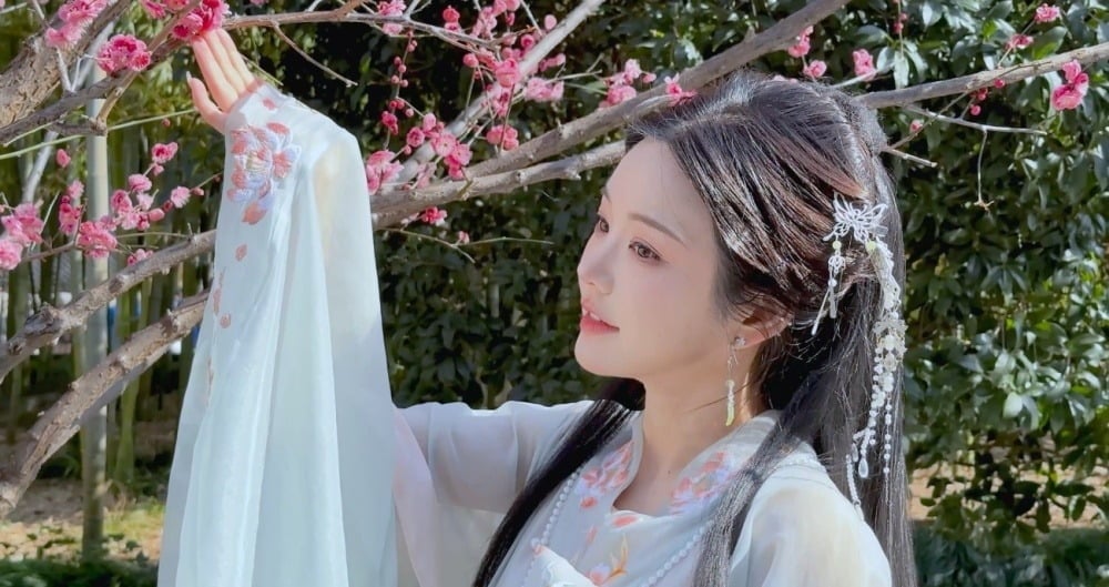 사진=이유비 유튜브 채널 캡처