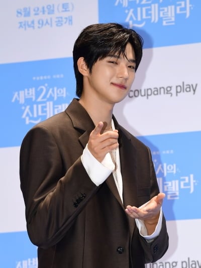 추구미는 SM이라더니…문상민, 하이브 걸그룹에 사심 고백 "르세라핌 제일 멋져" ('은애하는')[인터뷰]