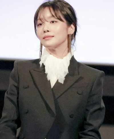 차주영, 코피 때문에 수술받았는데…지창욱과 차기작 검토중