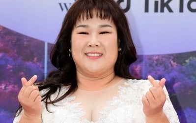 100kg 넘은 적 없다고 해명하더니…김민경 "상냥함은 탄수화물과 당에서 나와" ('내많상')