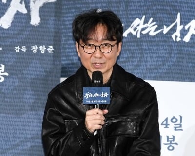 장항준, 1000만 감독 앞두고 미담 퍼졌다…"아기 기저귀까지 챙겨"