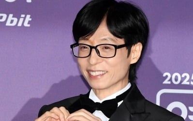 유재석, 스타일리스트 없어 직접 옷 선택…"불만족, 차라리 벗겠다"('틈만나면')