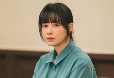 이나영, 살인 혐의로 구속됐다…전 연인에게 파이프 휘둘러, 치열한 법정공방까지 ('아너')