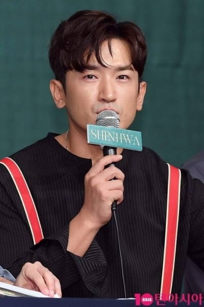 '딸 둘 아빠' 이민우, ♥띠동갑 재일교포와 백년가약 맺는다…"이제 같이 뿌리내리려고"