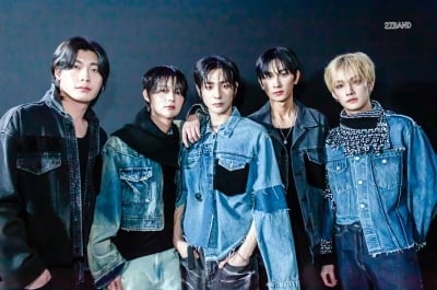 멤버 전원이 모델 출신이라는 꽃미남 밴드…아시아 인디 음악인 등용문서 대미 장식