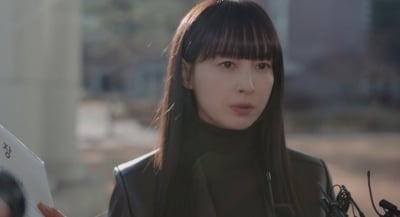 이나영, 숨겨둔 친딸 있었다…전 연인과의 과거 밝혀져 "갉아먹지 않도록 살아" ('아너')