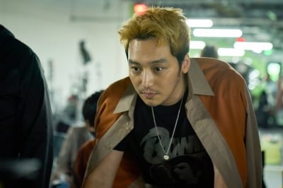 '♥티파니와 혼인신고' 변요한, 제대로 사고쳤다…'파반느' 공개 2주차에 넷플릭스 영화 4위 [공식]