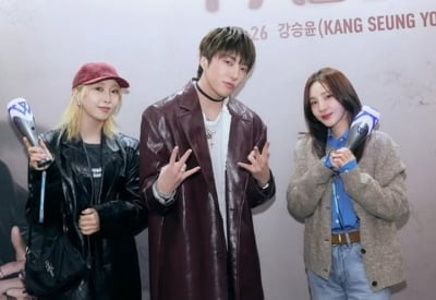 산다라박, 박봄 언팔하고 '막내' 민지 챙겼다…가족까지 만나는 '16년 의리'