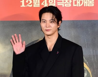 俳優ジュウォン、バレエ同好会での驚きのパフォーマンスと率直なトークが話題に