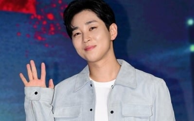 [공식] '한일 역사 왜곡 논란' MC는 하차했는데…딘딘, 5년 만에 '어서와 한국은' 합류