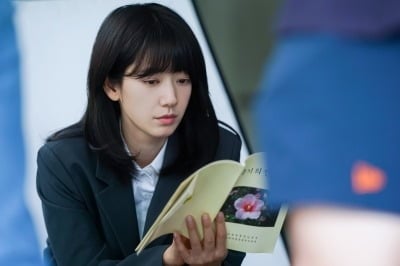 남자 없이 잘 사는 박신혜, 2년 만에 또 여성 원톱물로 일냈다…"예상 못해" ('미쓰홍')[일문일답]