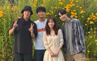 한지민♥박성훈, '미혼남녀' 만남 현장 공개됐다…다정다감 분위기