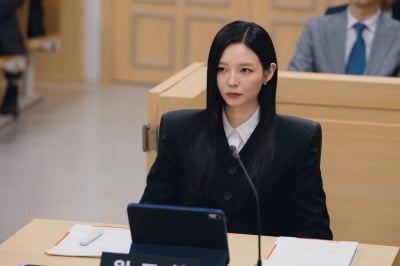 이솜, 유연석과 제대로 ♥핑크빛 터졌다…함께 일하며 스며들어 '운명 같은 인연' ('신이랑')