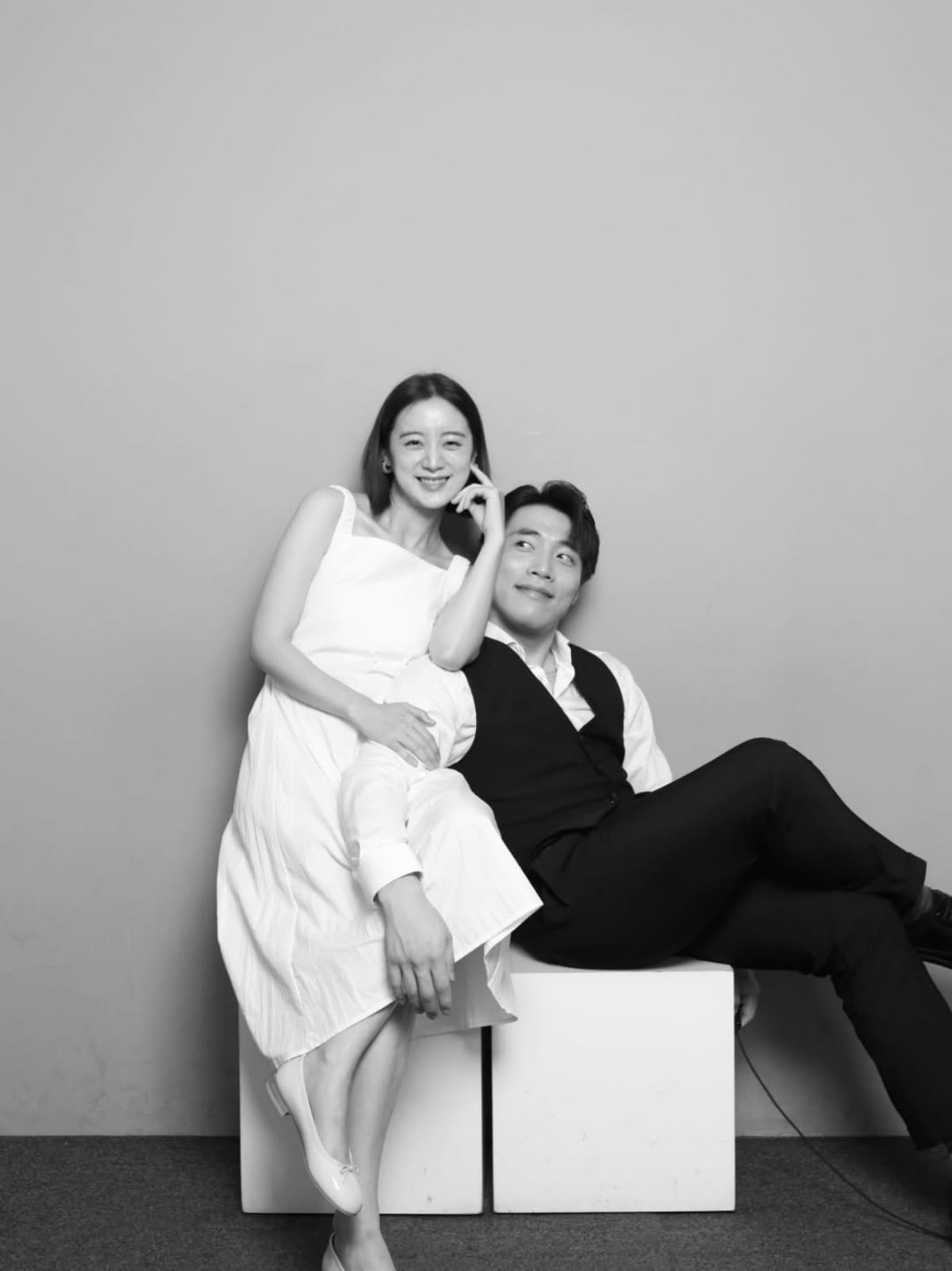 우혜림, 결혼 6년째에 '만삭 사진' 공개했다…둘에서 넷으로