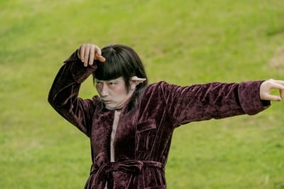 코미디는 별 0.5개, 이동휘는 별 5개…'메소드연기', 웃기진 못했어도 연기는 남았다 [TEN스타필드]