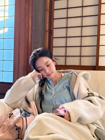 이유비, 이렇게 먹어도 뼈말라 몸매…30대 안 믿기는 '여고생급' 동안 미모