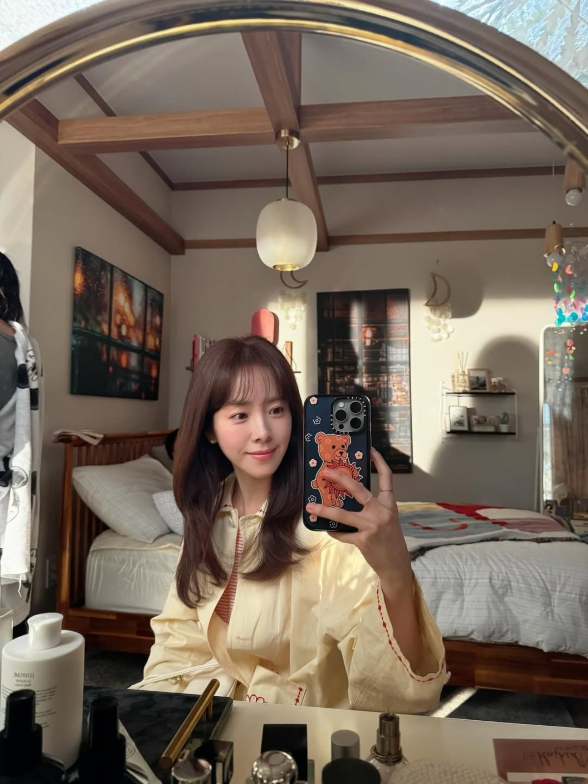 사진 = 한지민 인스타그램