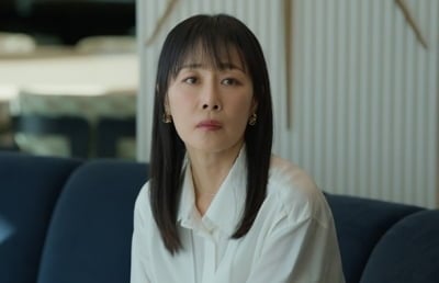 연예계 불륜설 터졌다…유명 여배우 손정아, 연하 모델 C씨와 스캔들 불거져 ('미혼남녀의')