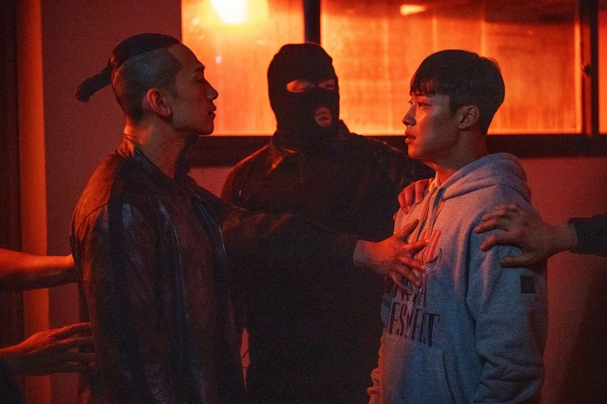 정지훈, 위법 행위 드러났다…불법 복싱 리그 운영 중('사냥개들2')