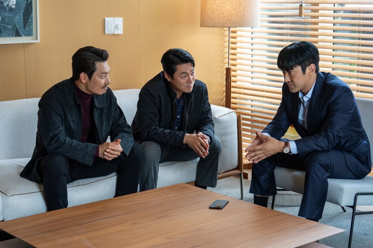 정지훈, 위법 행위 드러났다…불법 복싱 리그 운영 중('사냥개들2')