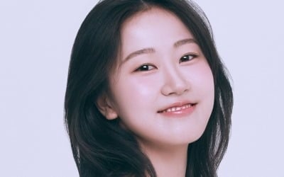 [공식] '한양대 과톱' 김환희, 마침내 기쁜 소식 전했다…데뷔 19년차에 박해수와 호흡 ('허수아비')